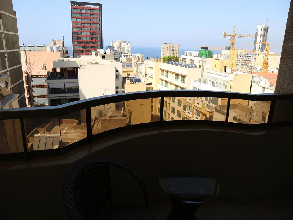 Midtown Hotel & Suites Beirut Exteriör bild